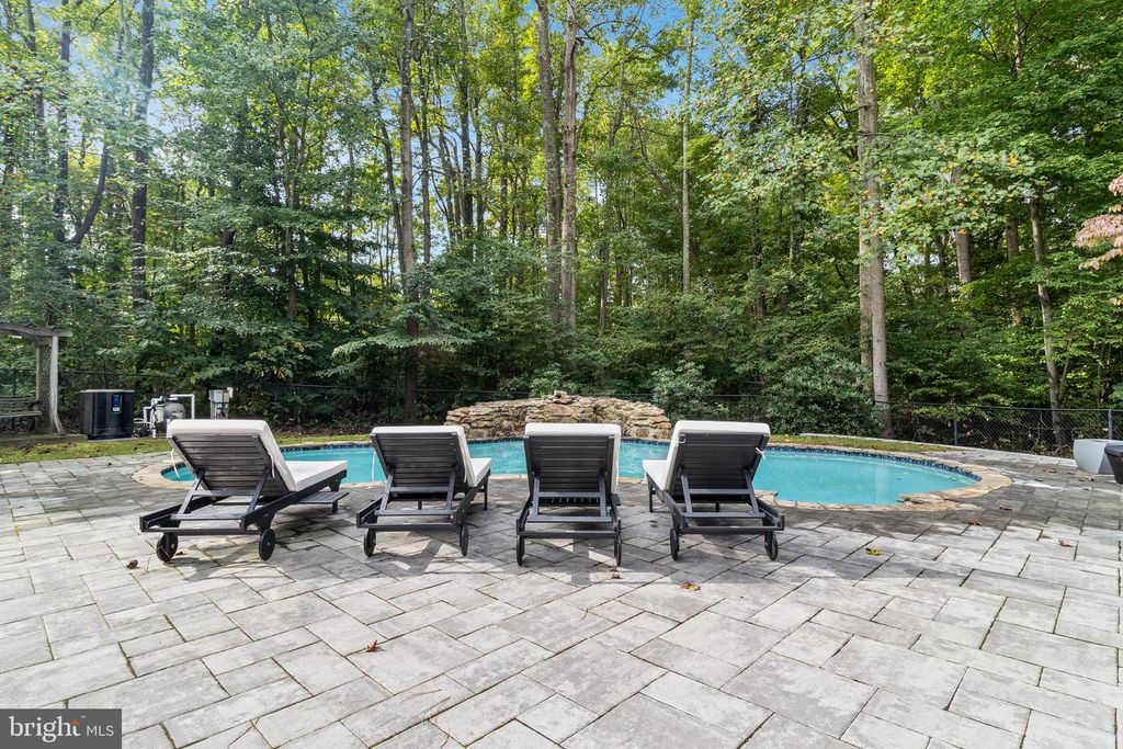 Image 72 of property listing at 1700 DARES BEACH RD, Prince Frederick, MD 20678