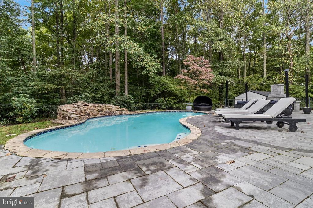 Image 75 of property listing at 1700 DARES BEACH RD, Prince Frederick, MD 20678