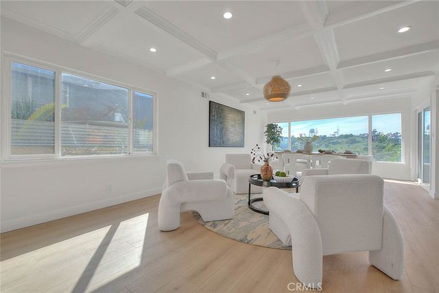 4701 Don Miguel, Los Angeles, CA 90008