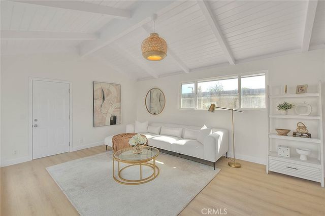 4701 Don Miguel, Los Angeles, CA 90008