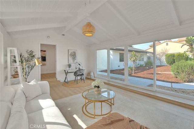 4701 Don Miguel, Los Angeles, CA 90008