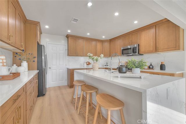 4701 Don Miguel, Los Angeles, CA 90008