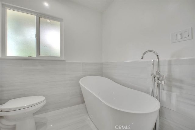 4701 Don Miguel, Los Angeles, CA 90008