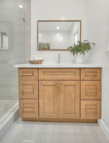 4701 Don Miguel, Los Angeles, CA 90008