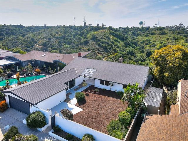 4701 Don Miguel, Los Angeles, CA 90008