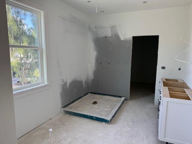 3223 W PAXTON AVENUE, Tampa, FL 33611