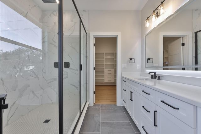 3223 W PAXTON AVENUE, Tampa, FL 33611