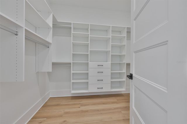 3223 W PAXTON AVENUE, Tampa, FL 33611