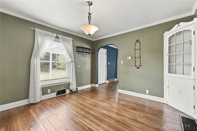 250 S Xenia Drive, Enon Vlg, OH 45323