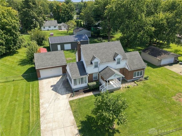 250 S Xenia Drive, Enon Vlg, OH 45323