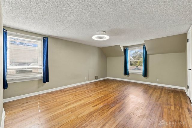 250 S Xenia Drive, Enon Vlg, OH 45323