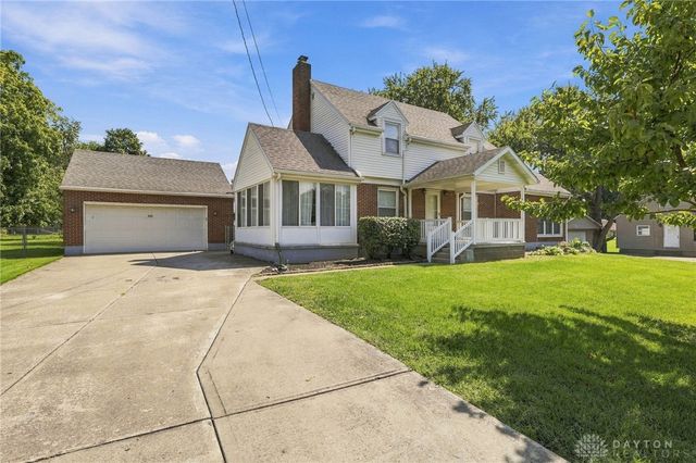 250 S Xenia Drive, Enon Vlg, OH 45323
