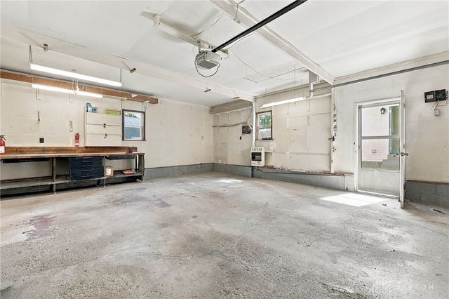 250 S Xenia Drive, Enon Vlg, OH 45323