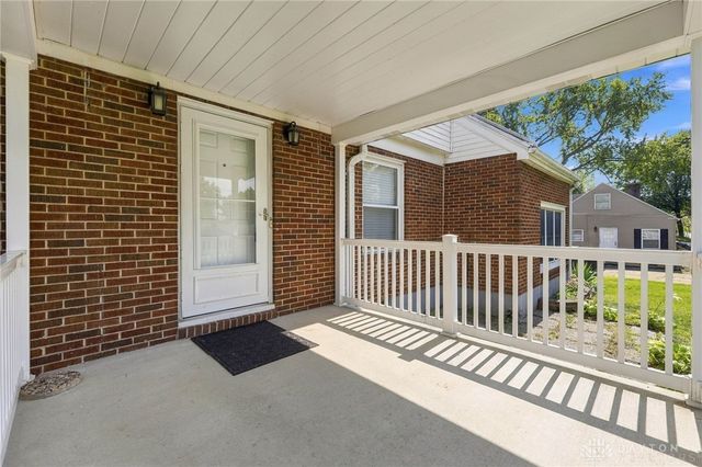 250 S Xenia Drive, Enon Vlg, OH 45323