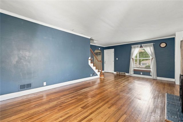 250 S Xenia Drive, Enon Vlg, OH 45323