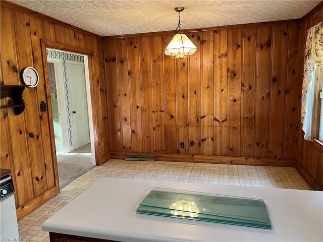 2183 Rowe Road, Lexington, NC 27295