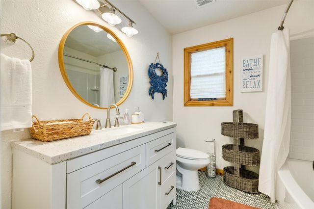 2114 57th Street, Galveston, TX 77551