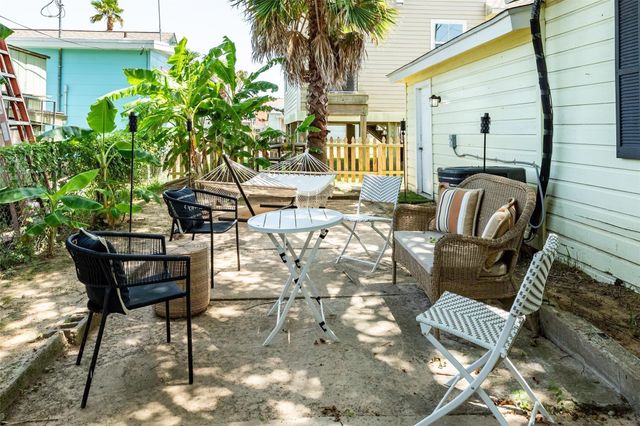 2114 57th Street, Galveston, TX 77551