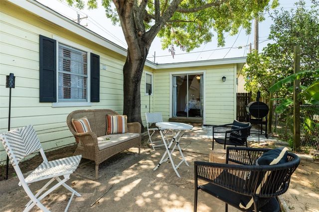2114 57th Street, Galveston, TX 77551