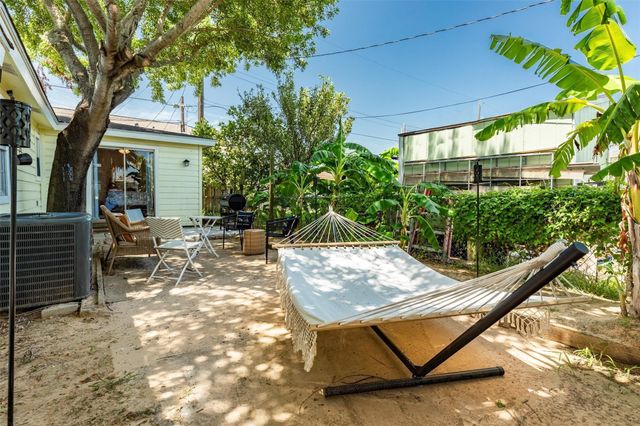2114 57th Street, Galveston, TX 77551