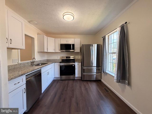107 STAFFORD MEWS LN, Stafford, VA 22556