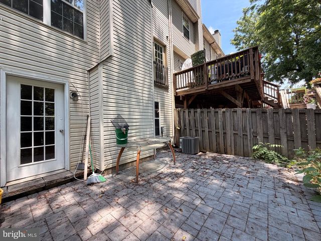 107 STAFFORD MEWS LN, Stafford, VA 22556