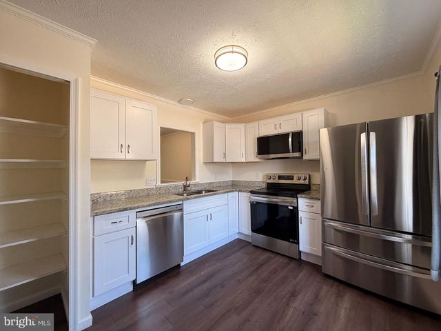 107 STAFFORD MEWS LN, Stafford, VA 22556