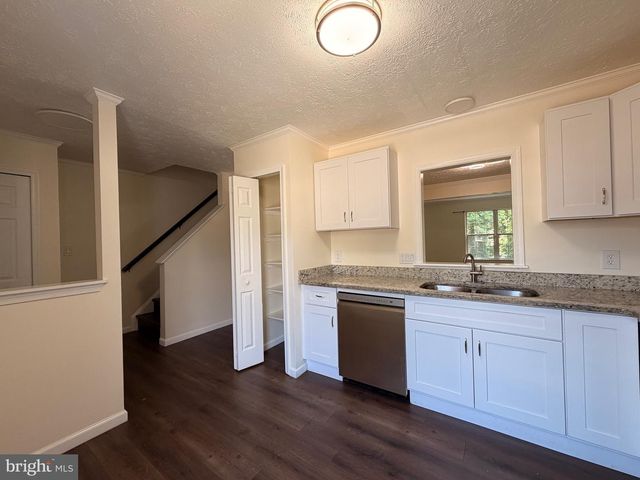 107 STAFFORD MEWS LN, Stafford, VA 22556