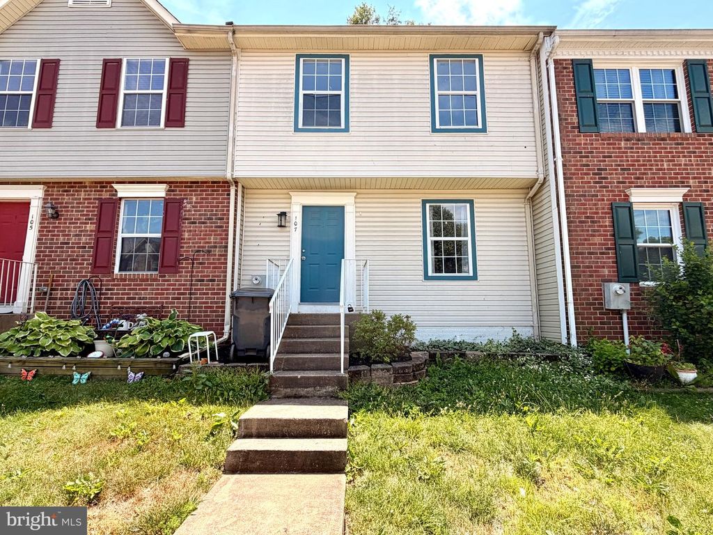 107 STAFFORD MEWS LN, Stafford, VA 22556