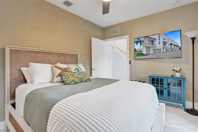 1371 N Ocean Boulevard, Pompano Beach, FL 33062