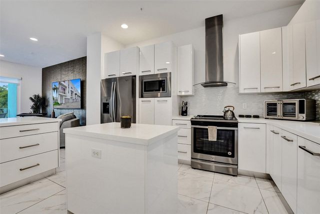 1371 N Ocean Boulevard, Pompano Beach, FL 33062