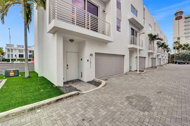 1371 N Ocean Boulevard, Pompano Beach, FL 33062