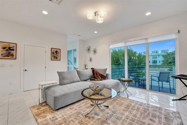 1371 N Ocean Boulevard, Pompano Beach, FL 33062