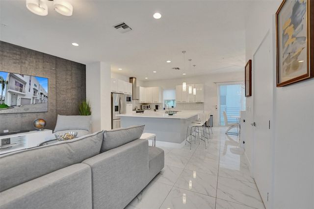 1371 N Ocean Boulevard, Pompano Beach, FL 33062