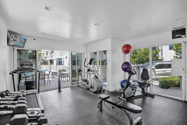 1371 N Ocean Boulevard, Pompano Beach, FL 33062