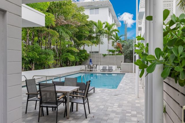 1371 N Ocean Boulevard, Pompano Beach, FL 33062