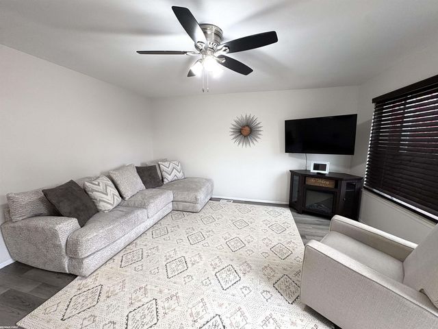 21336 Erben Street, St Clair Shores, MI 48081