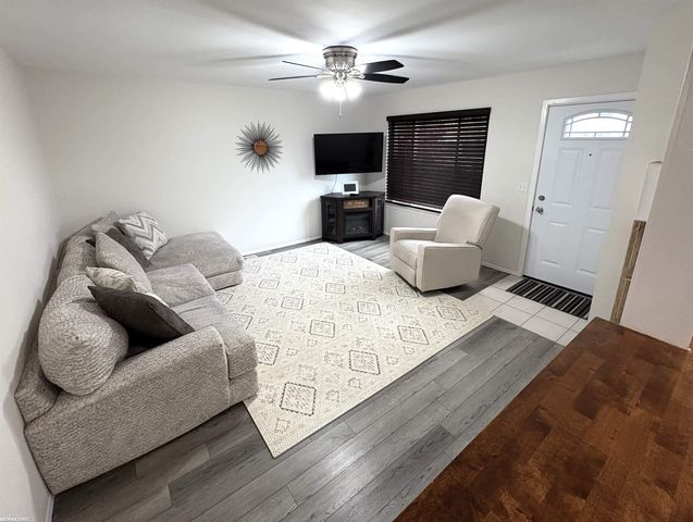 21336 Erben Street, St Clair Shores, MI 48081