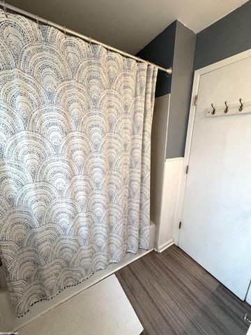 21336 Erben Street, St Clair Shores, MI 48081