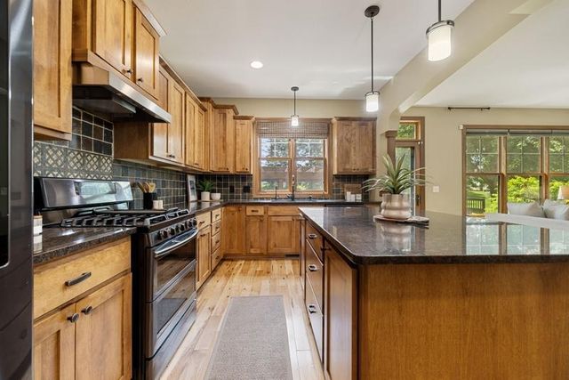 16958 Dynamic Drive, Lakeville, MN 55044