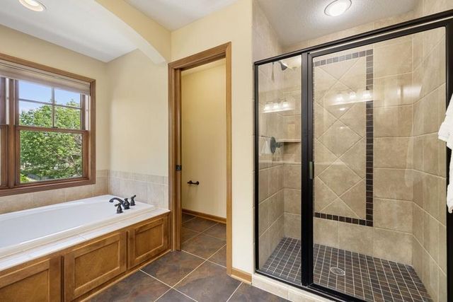 16958 Dynamic Drive, Lakeville, MN 55044