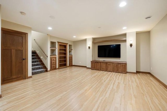 16958 Dynamic Drive, Lakeville, MN 55044