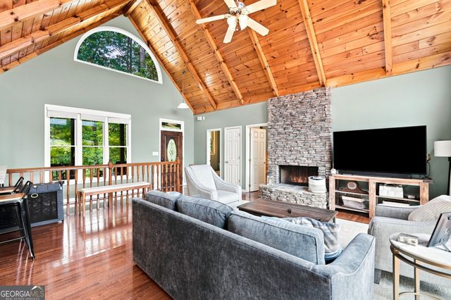 189 Trails End Ridge, Ellijay, GA 30540