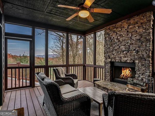 189 Trails End Ridge, Ellijay, GA 30540