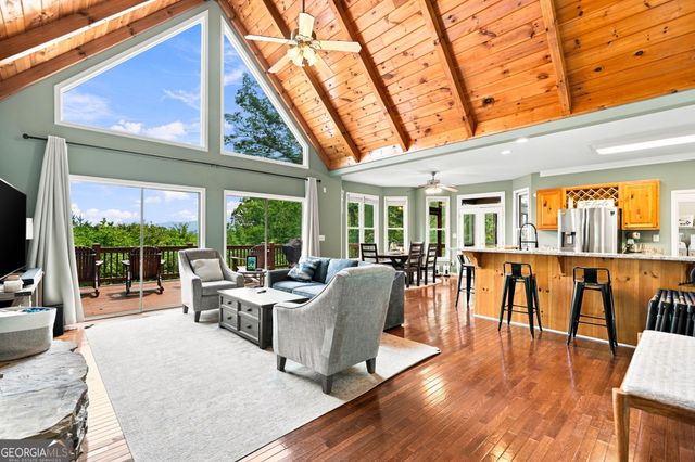 189 Trails End Ridge, Ellijay, GA 30540