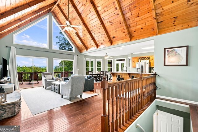 189 Trails End Ridge, Ellijay, GA 30540