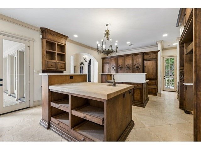 6917 Forest Glen Drive, Dallas, TX 75230