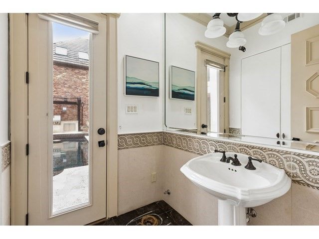 6917 Forest Glen Drive, Dallas, TX 75230