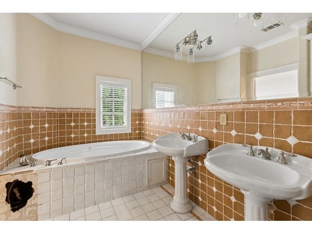 6917 Forest Glen Drive, Dallas, TX 75230