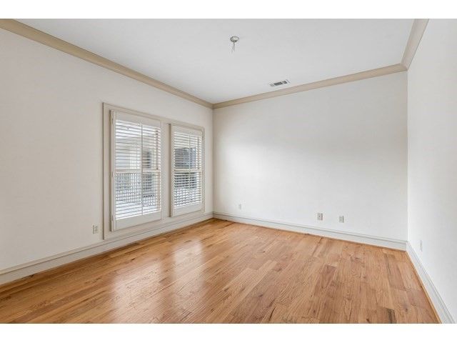 6917 Forest Glen Drive, Dallas, TX 75230